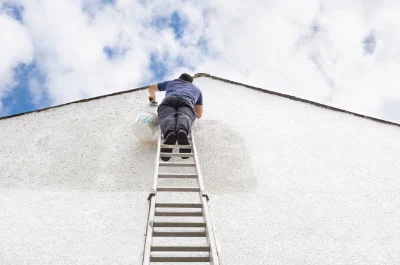 Peinture extérieure à Loubillé — façades et ravalement
